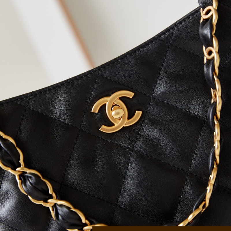 Ch*el shopping bags